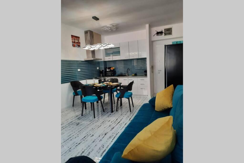 Apartament Erika シナヤ エクステリア 写真