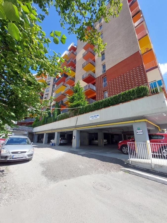 Apartament Erika シナヤ エクステリア 写真